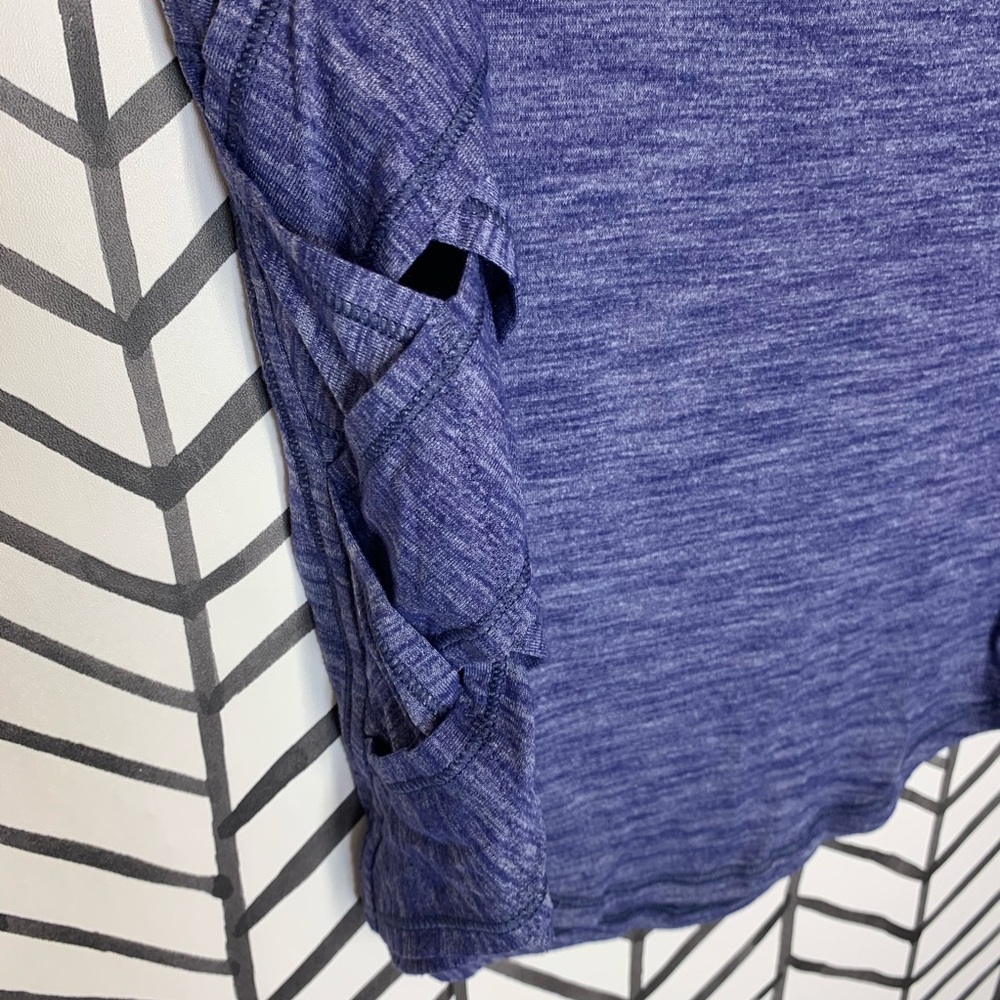 🔸 Lululemon var-city muscle tank hero blue size 4 - Picture 4 of 8